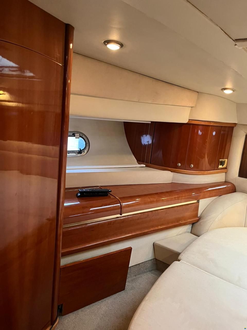 Sealine T51