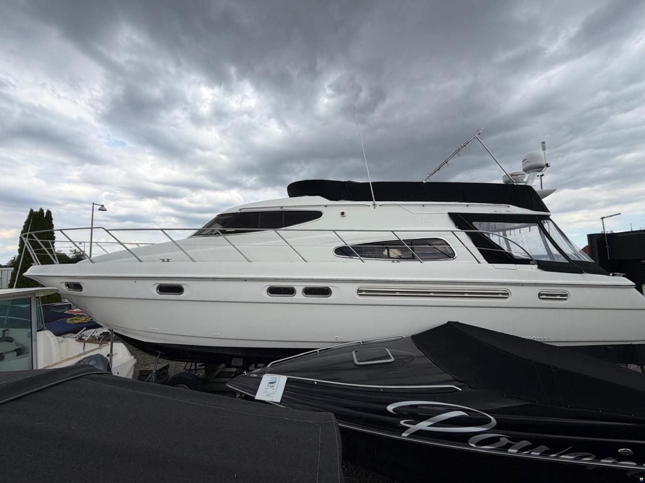 Sealine T51
