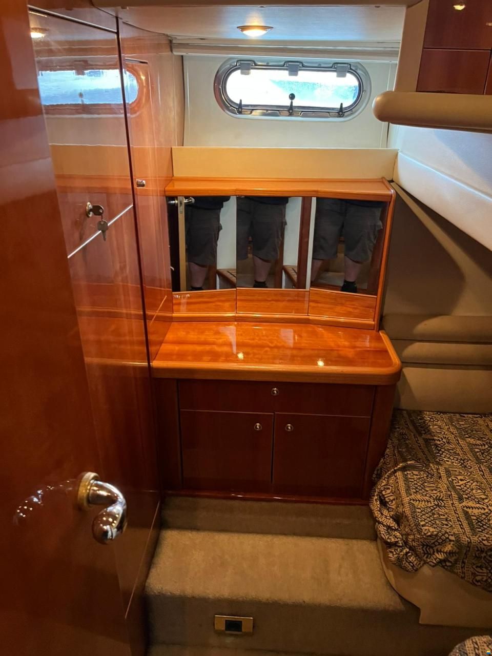 Sealine T51