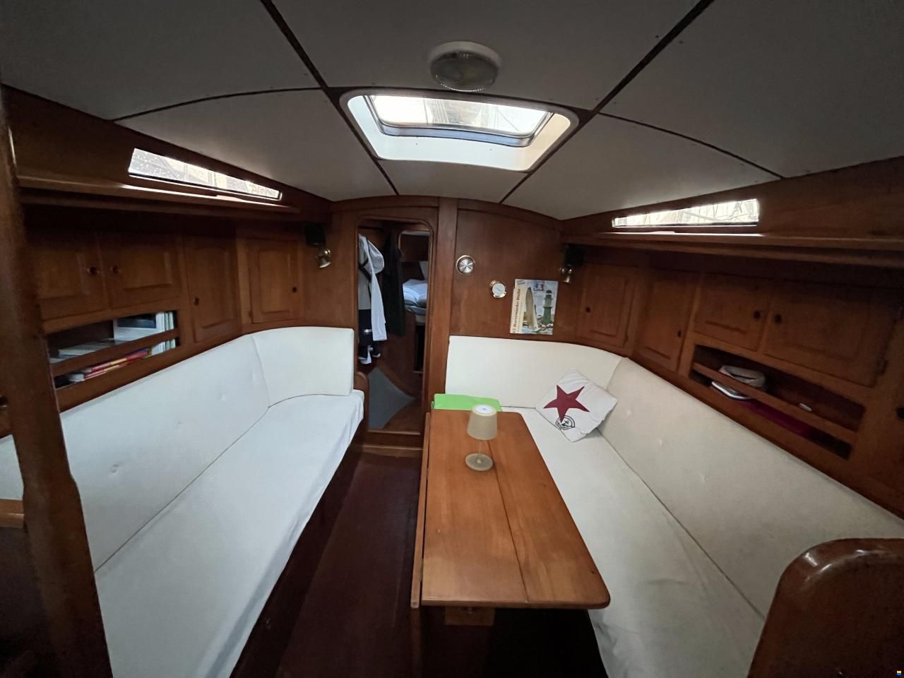 Helmsman Barracuda 35