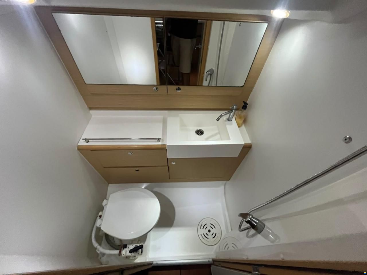 Beneteau First 45