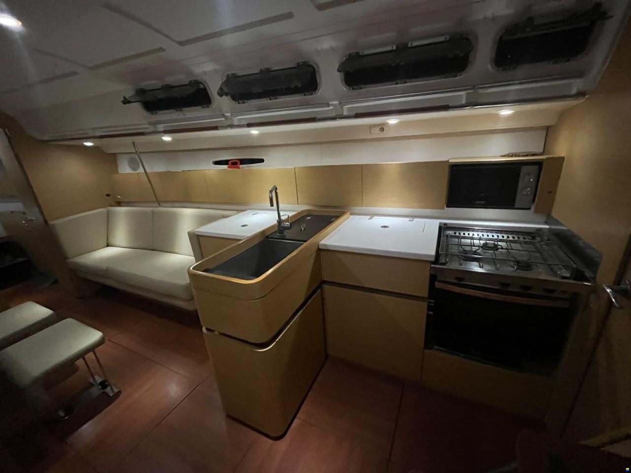 Beneteau First 45