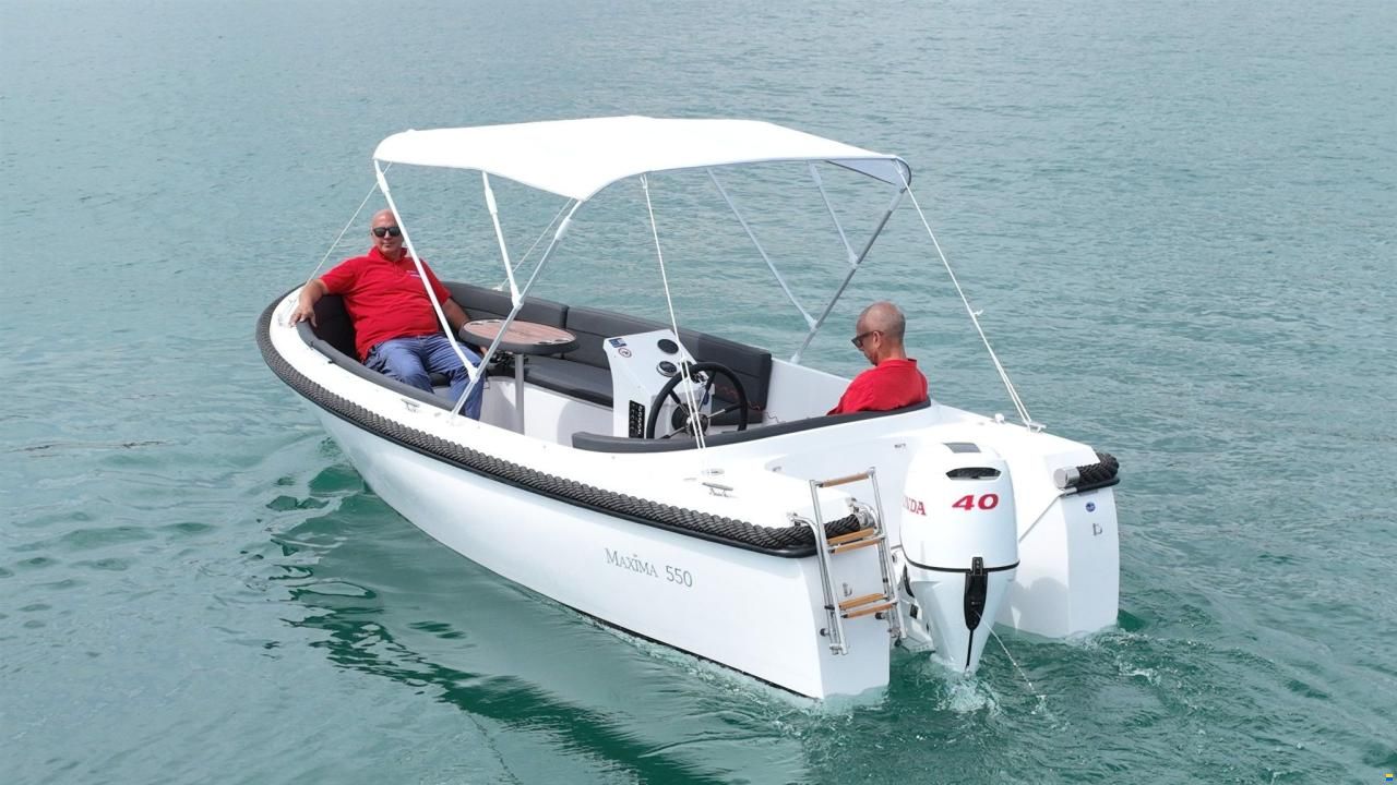 Maxima 550