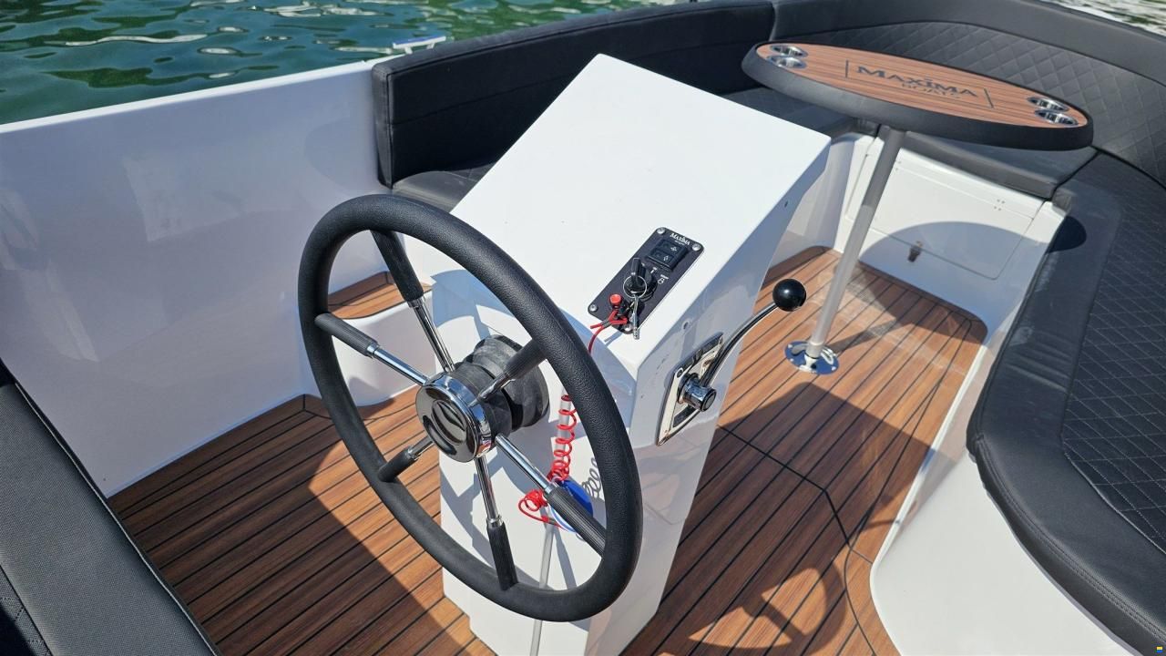 Maxima 550