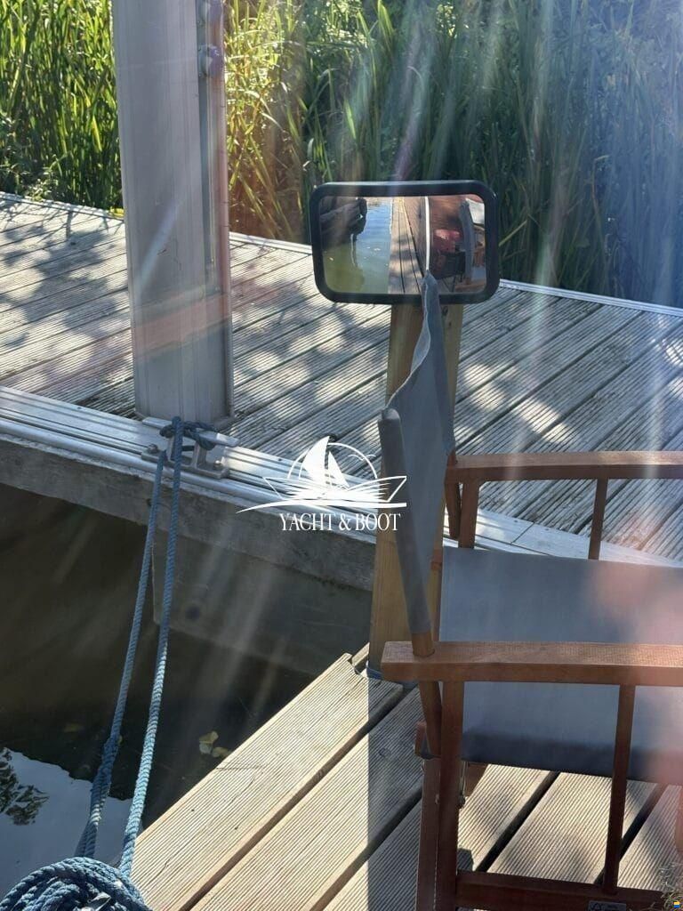 Treibgut GBR Hausboot 10.6