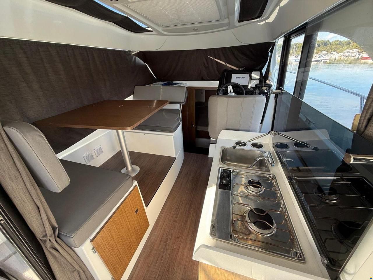 Beneteau Antares 9