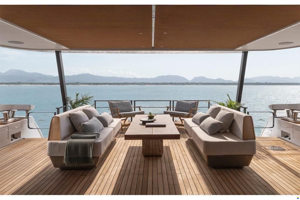 Azimut Grande 30M