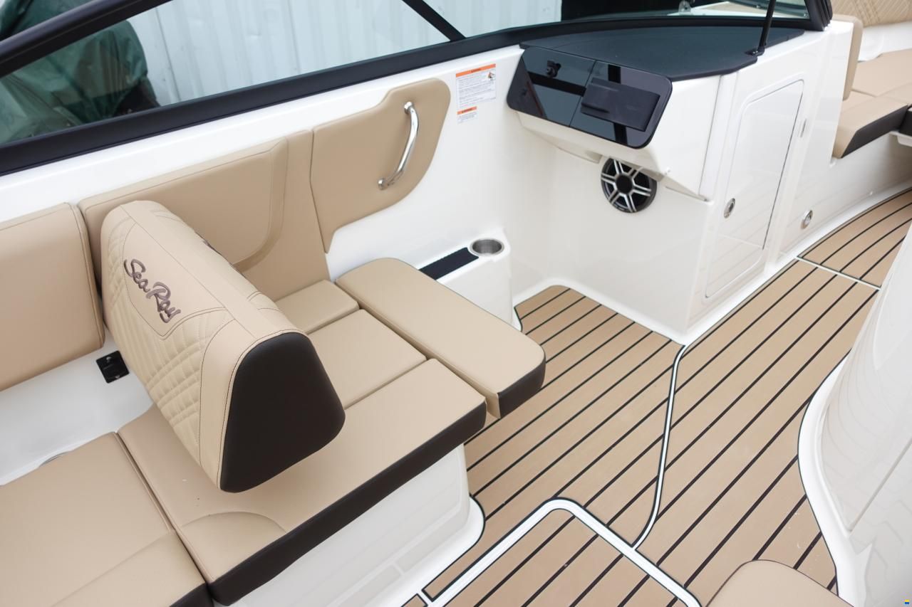 Sea Ray SDX 270 SURF EU & Trailer