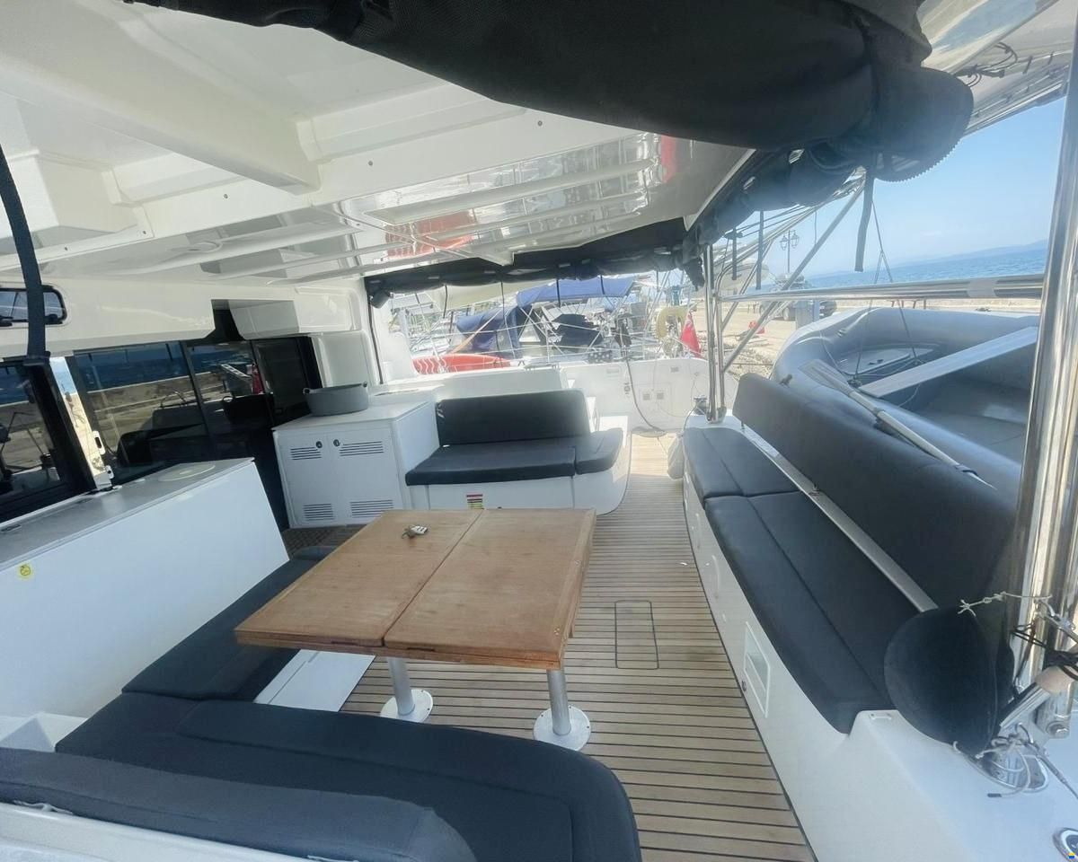 Lagoon 46