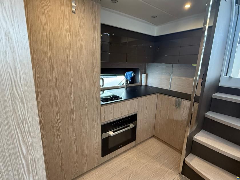 Azimut Atlantis 45