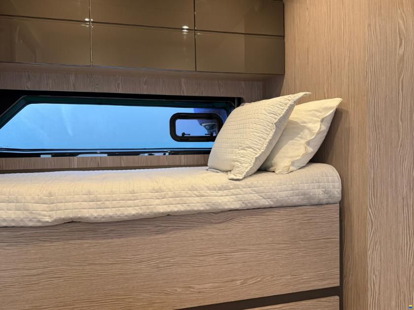 Azimut Atlantis 45