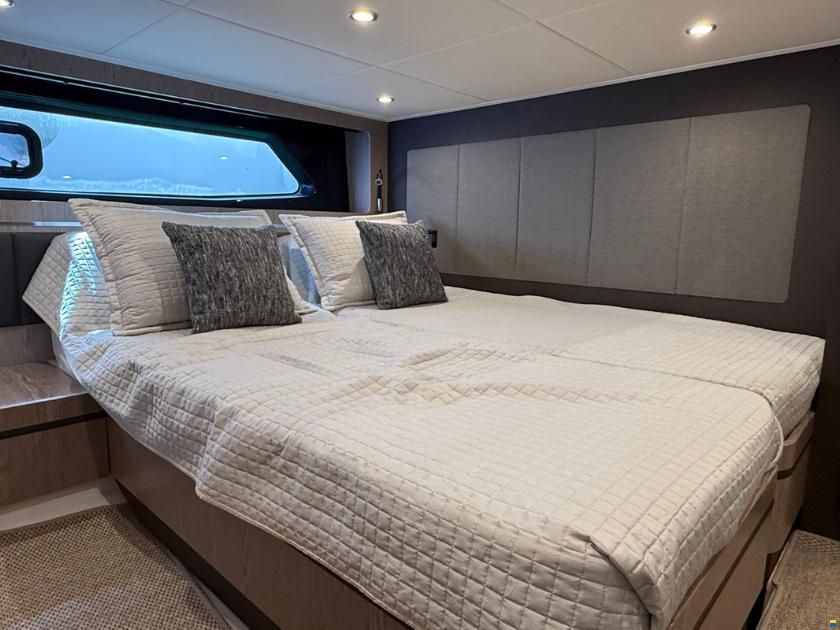 Azimut Atlantis 45