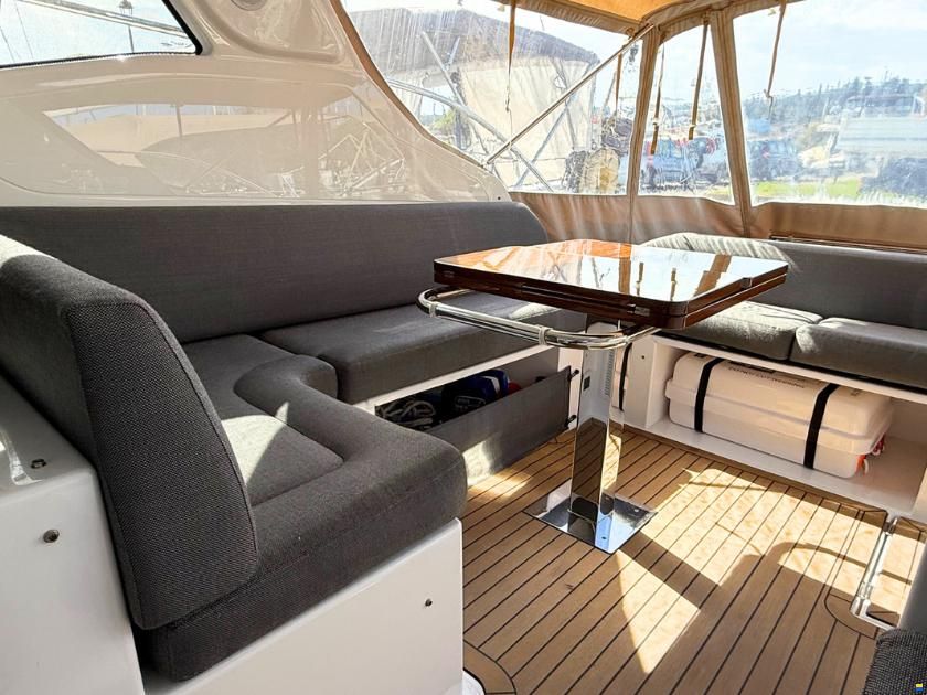 Azimut Atlantis 45