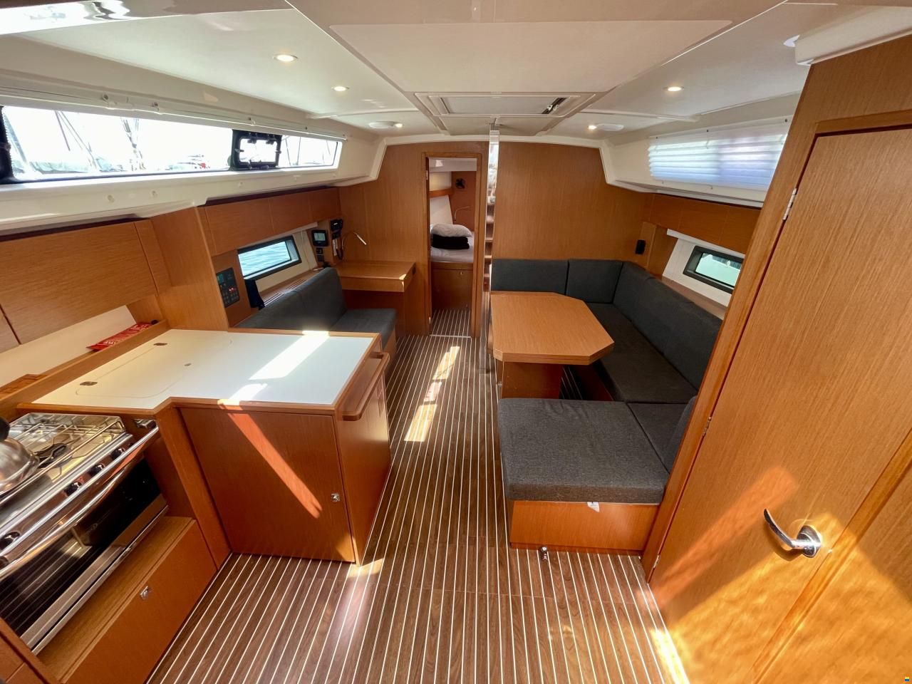 Bavaria Cruiser C42