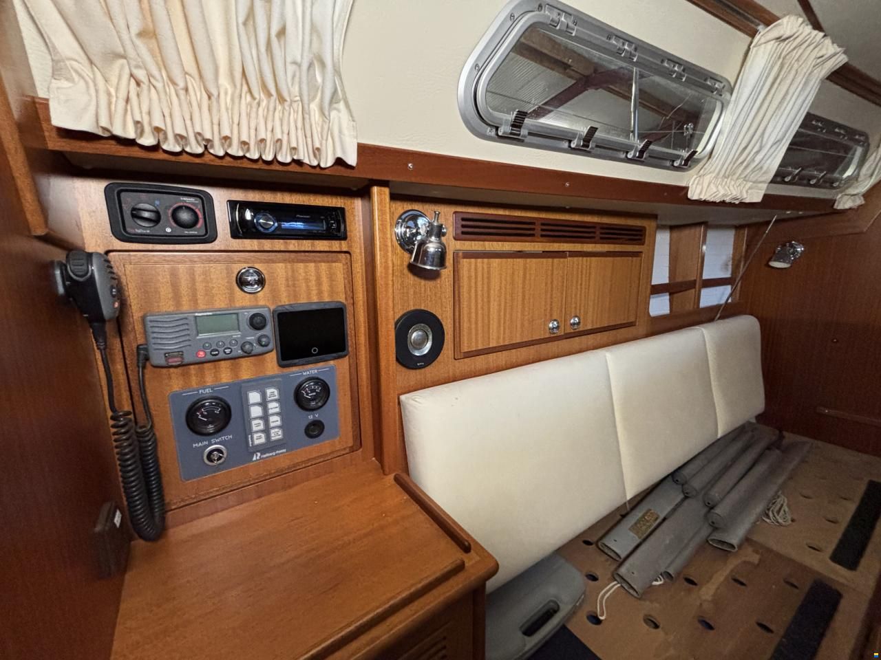 Hallberg-Rassy 310