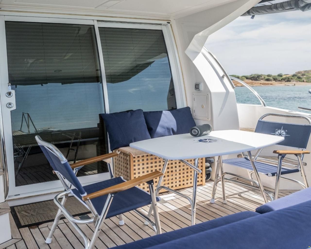 Majesty Yachts Majesty 44