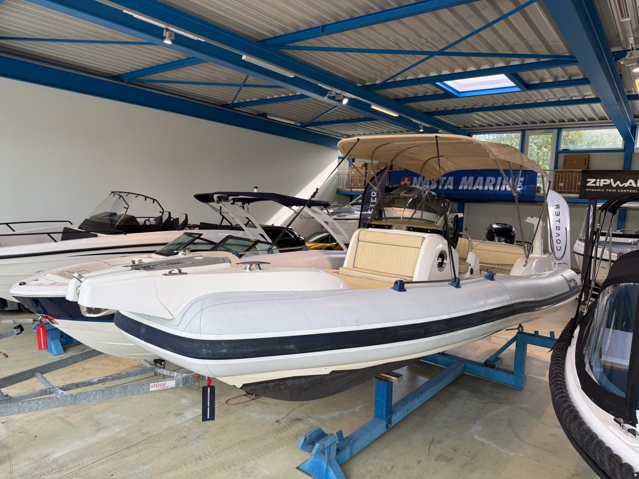 Marlin (IT) 23' FB Top