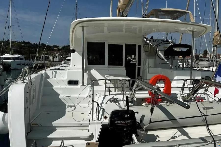 Lagoon 40