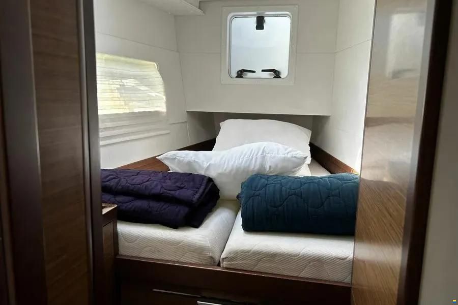 Lagoon 40