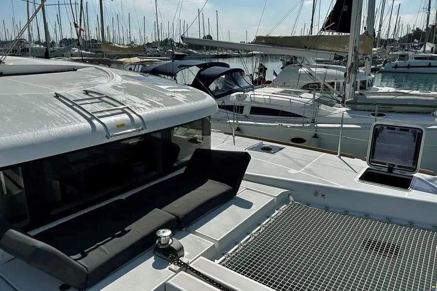 Lagoon 40