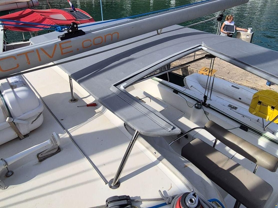 Lagoon 410