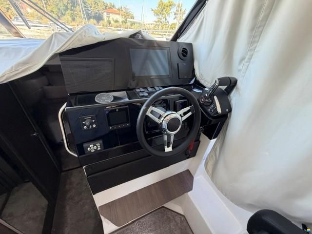 Jeanneau Merry Fisher 1095 Coupe s2