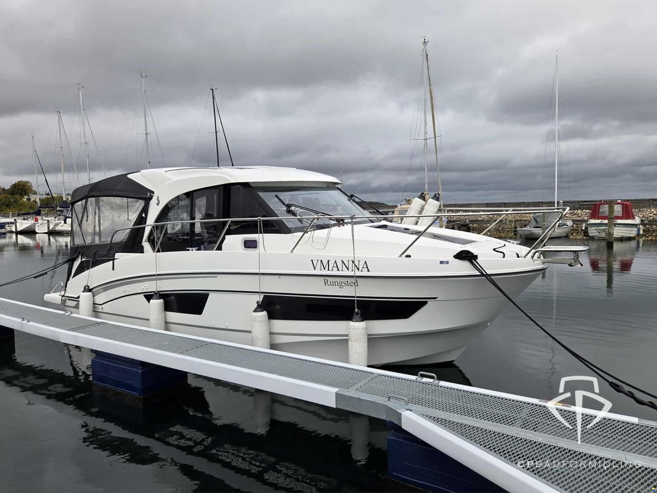 Beneteau Antares 9