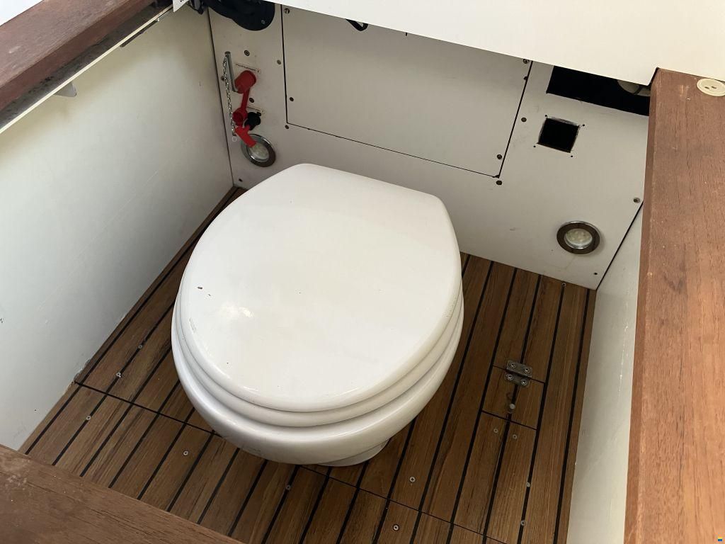 Bronson 36 Islander