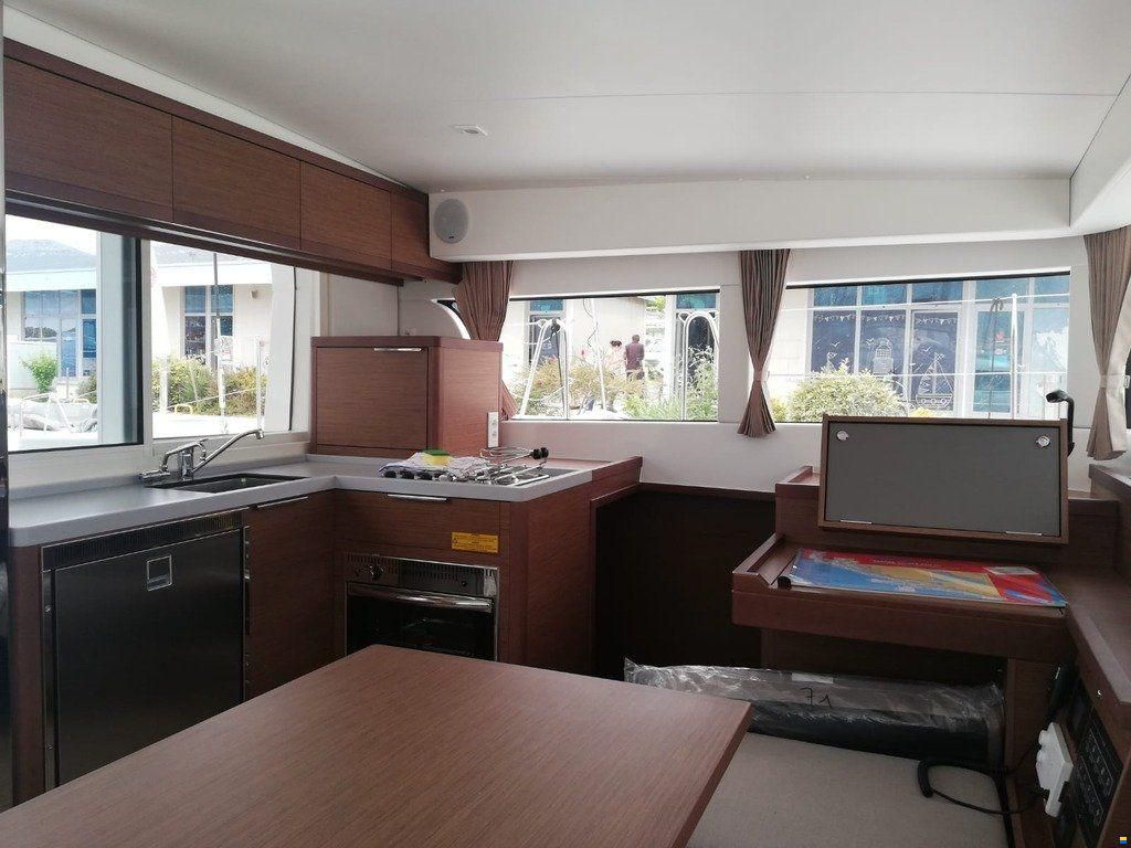 Groupe Beneteau Lagoon 40