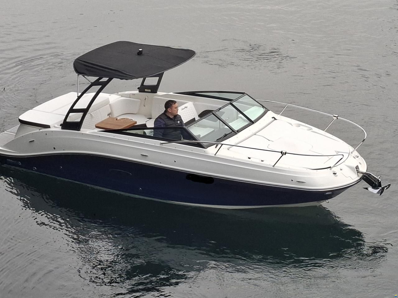 Sea Ray Sunsport 230 SSE