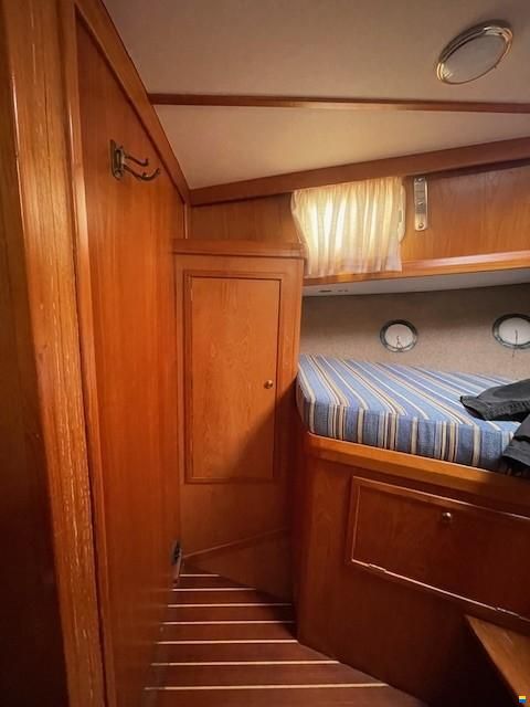 Fisher 37 Ketch
