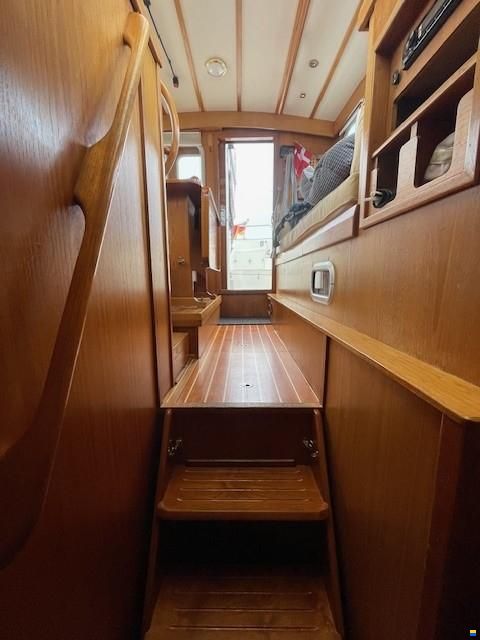 Fisher 37 Ketch
