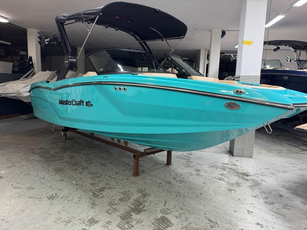 MasterCraft NXT20 Wakeboard & Wakesurf