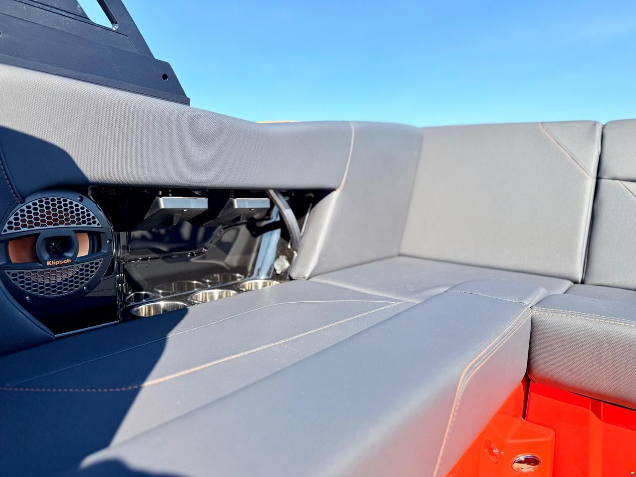 MasterCraft NXT20 Wakeboard & Wakesurf