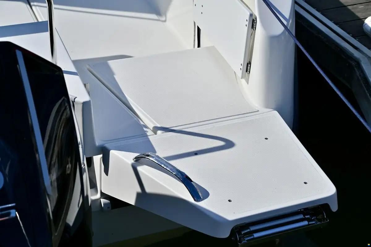 Ocqueteau Ostrea 710 timonera