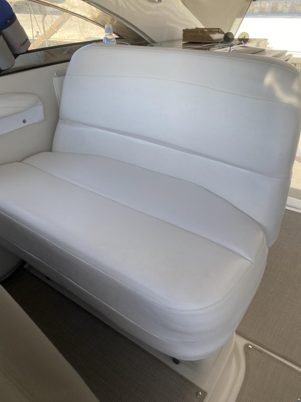 Regal 4260 Commodore
