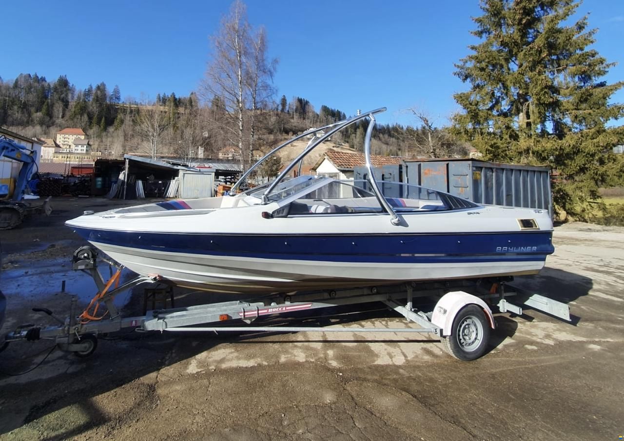 Bayliner Capri 1950 Bowrider