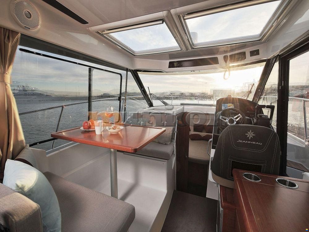 Jeanneau Merry Fisher 895