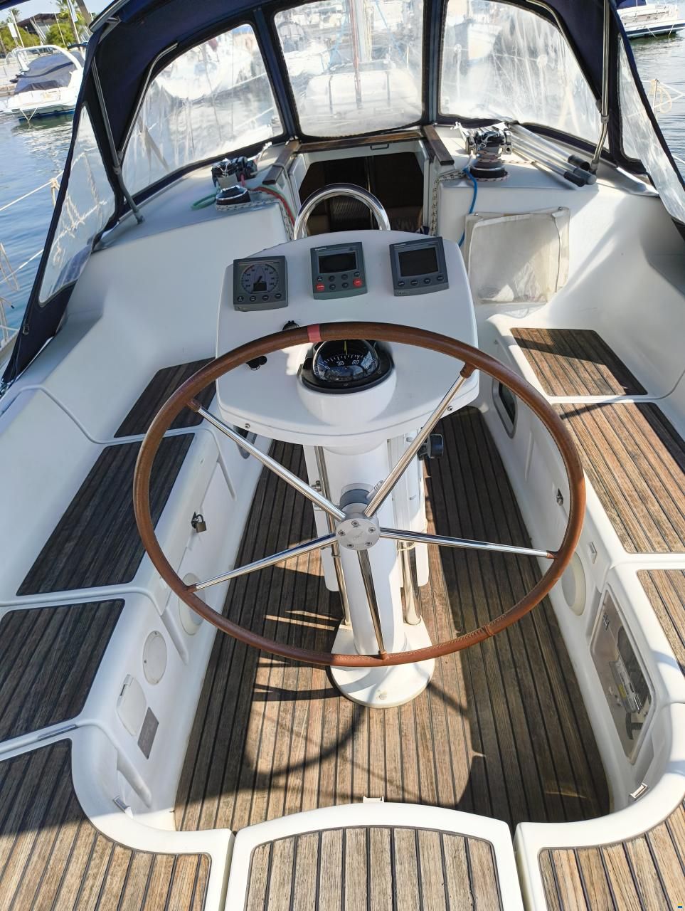 Jeanneau Sun Odyssey 37 Legend