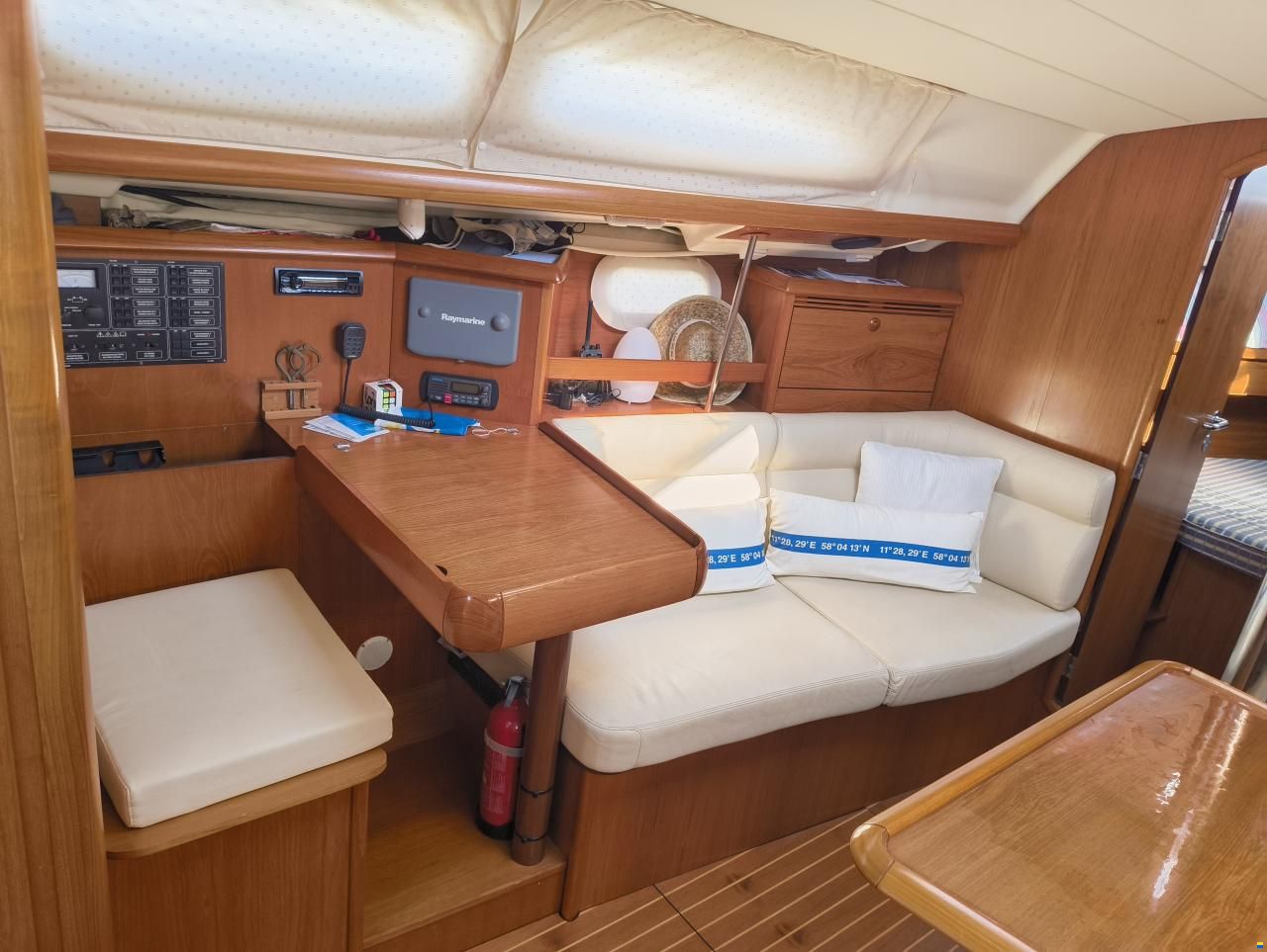 Jeanneau Sun Odyssey 37 Legend