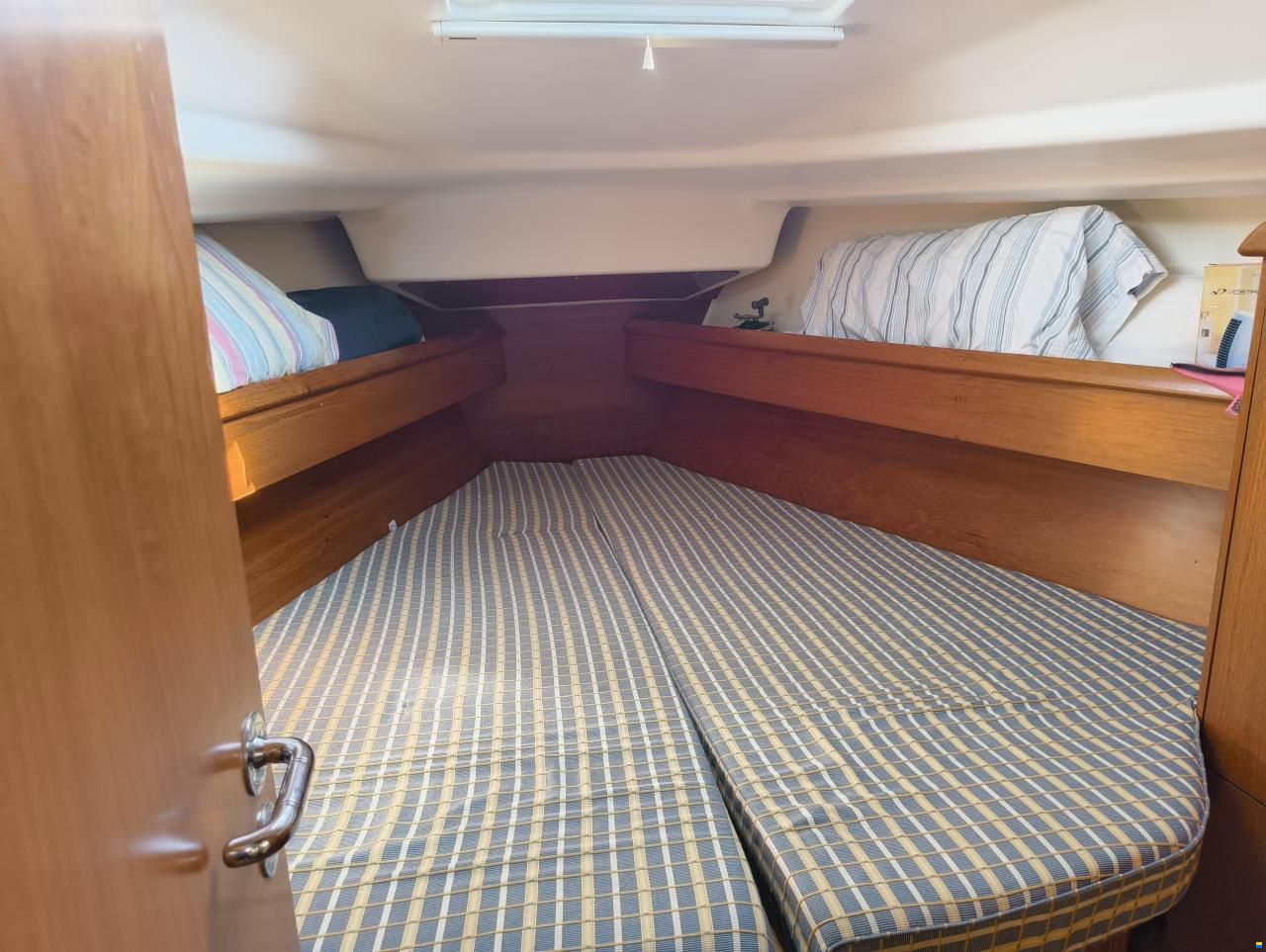 Jeanneau Sun Odyssey 37 Legend