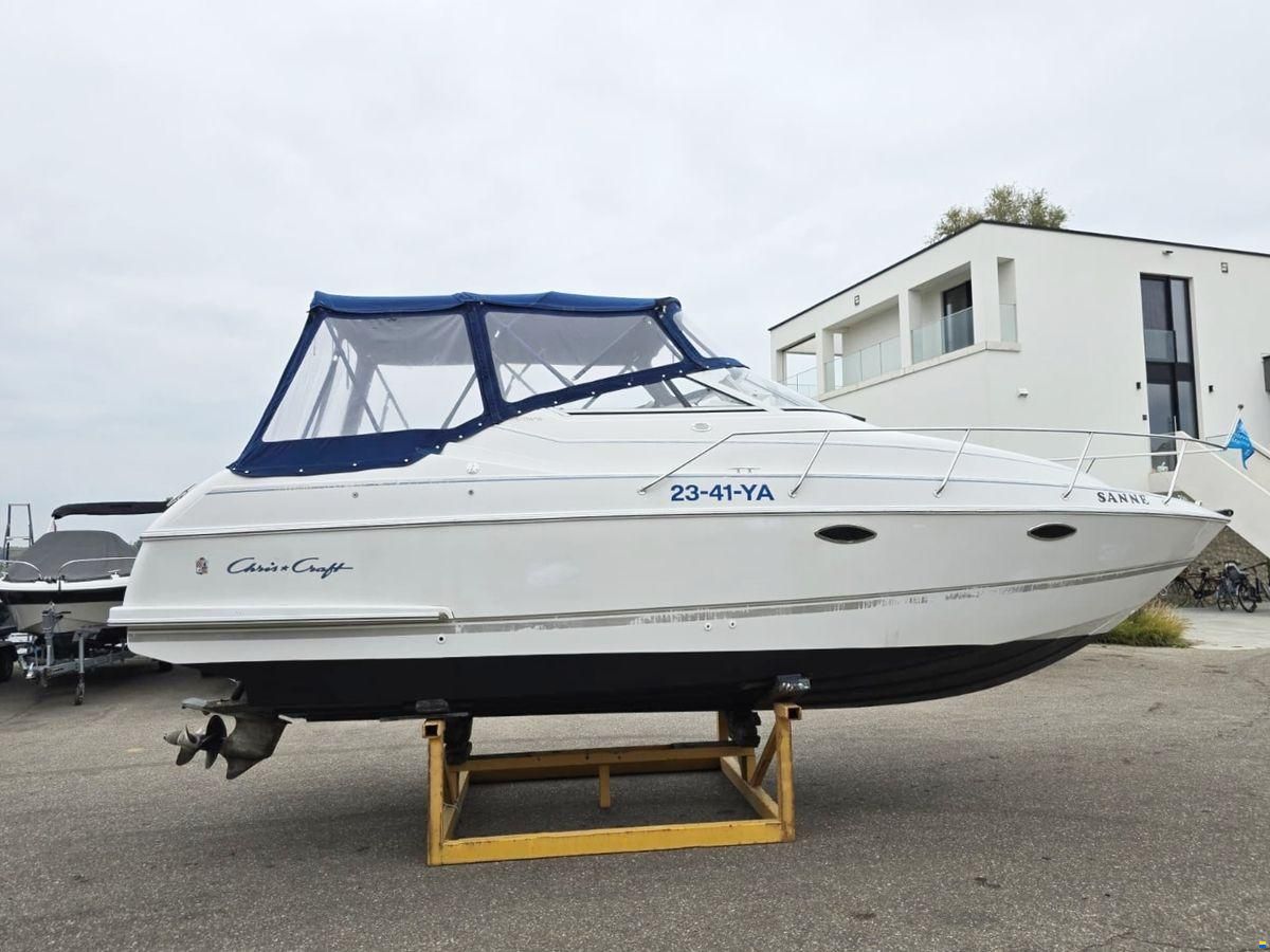 Chris Craft 262 Crowne