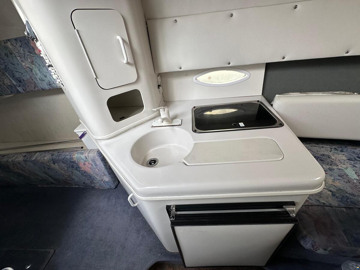 Chris Craft 262 Crowne