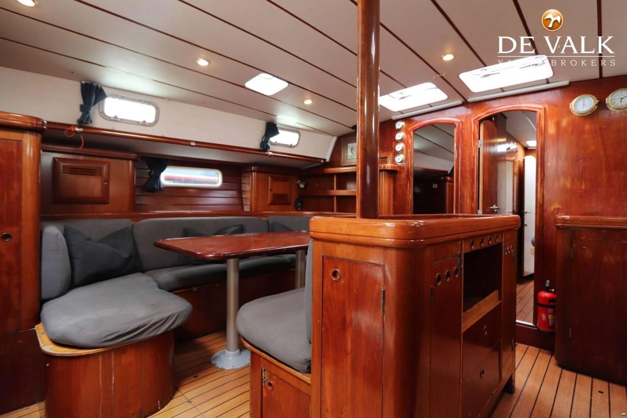 Beneteau 50