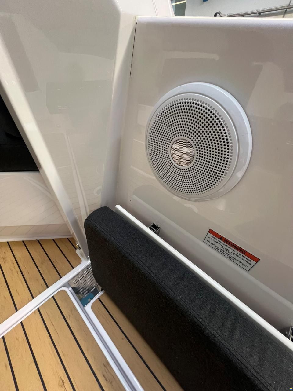 XO Boats DSCVR 9 Open