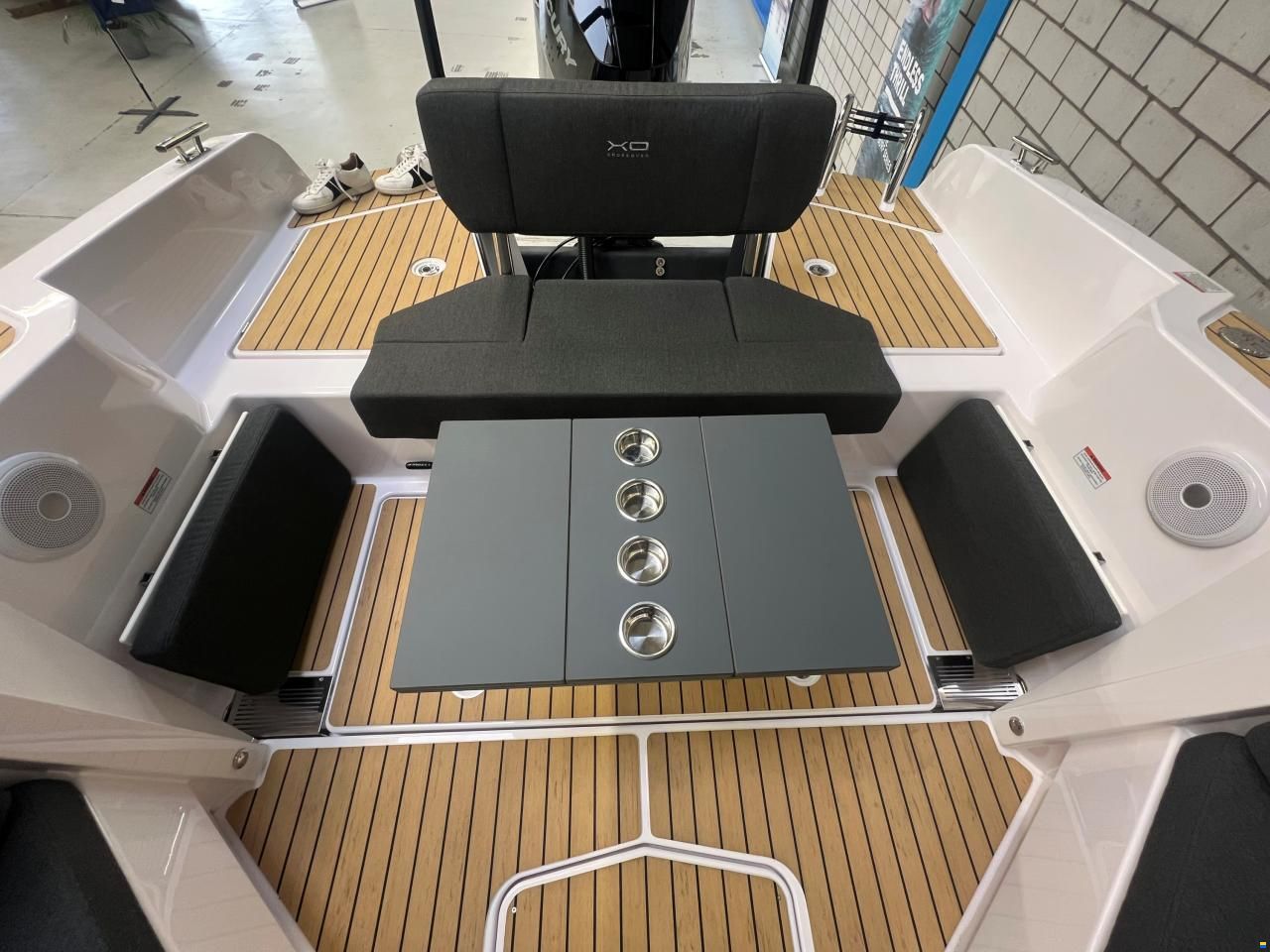 XO Boats DSCVR 9 Open