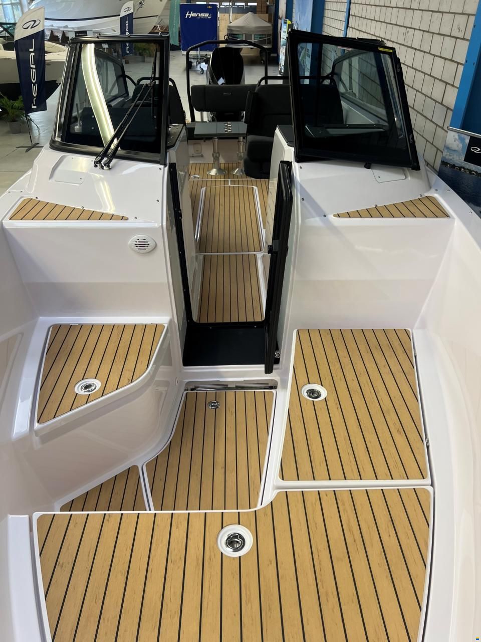 XO Boats DSCVR 9 Open