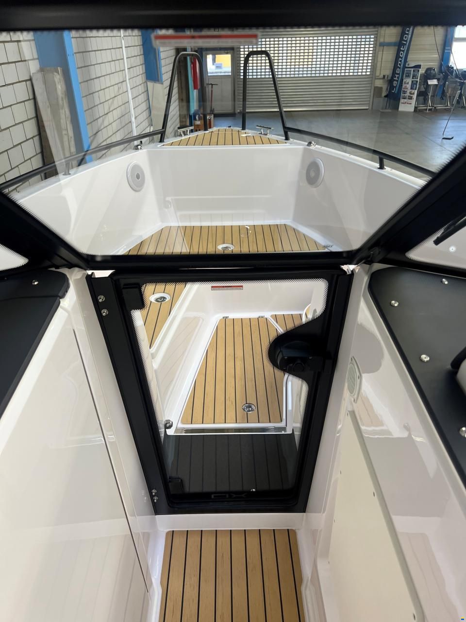 XO Boats DSCVR 9 Open