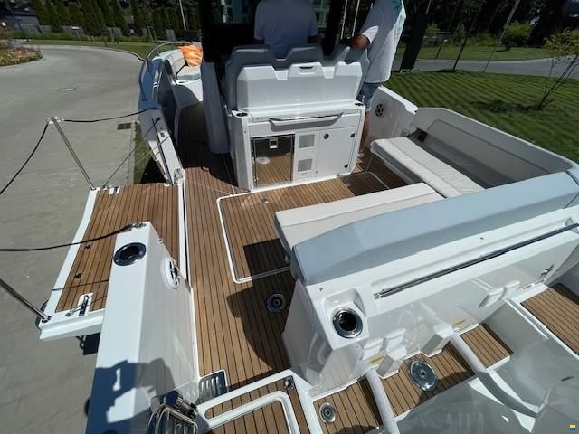 Jeanneau Cap Camarat 9.0 CC s2