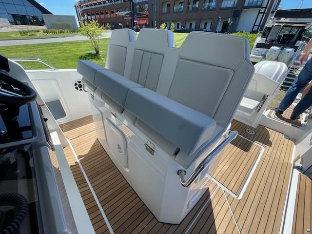 Jeanneau Cap Camarat 9.0 CC s2